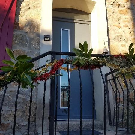 La clef des champs - Gîte 9 personnes entre Lyon et St-Etienne Les Halles Extérieur photo